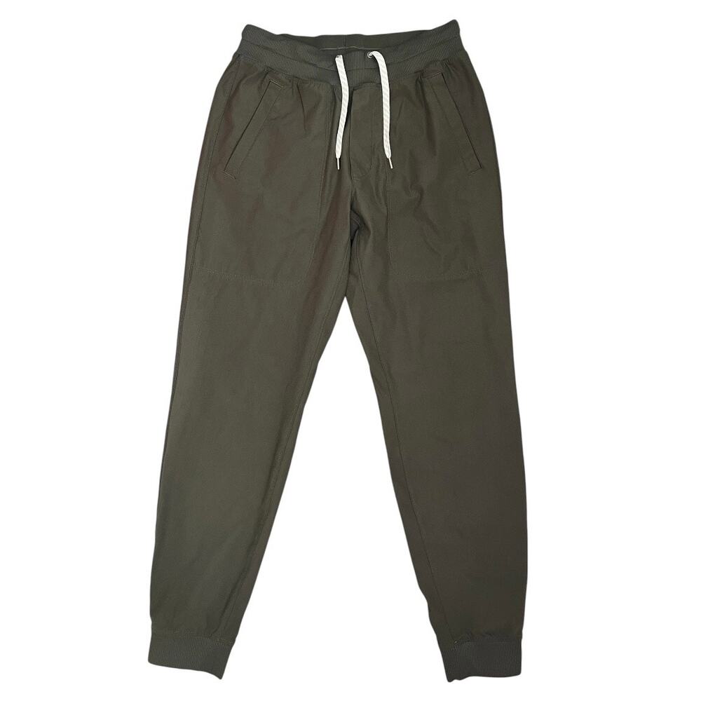 Vuori Men's meta jogger pants olive green Gorpcore activewear hiking